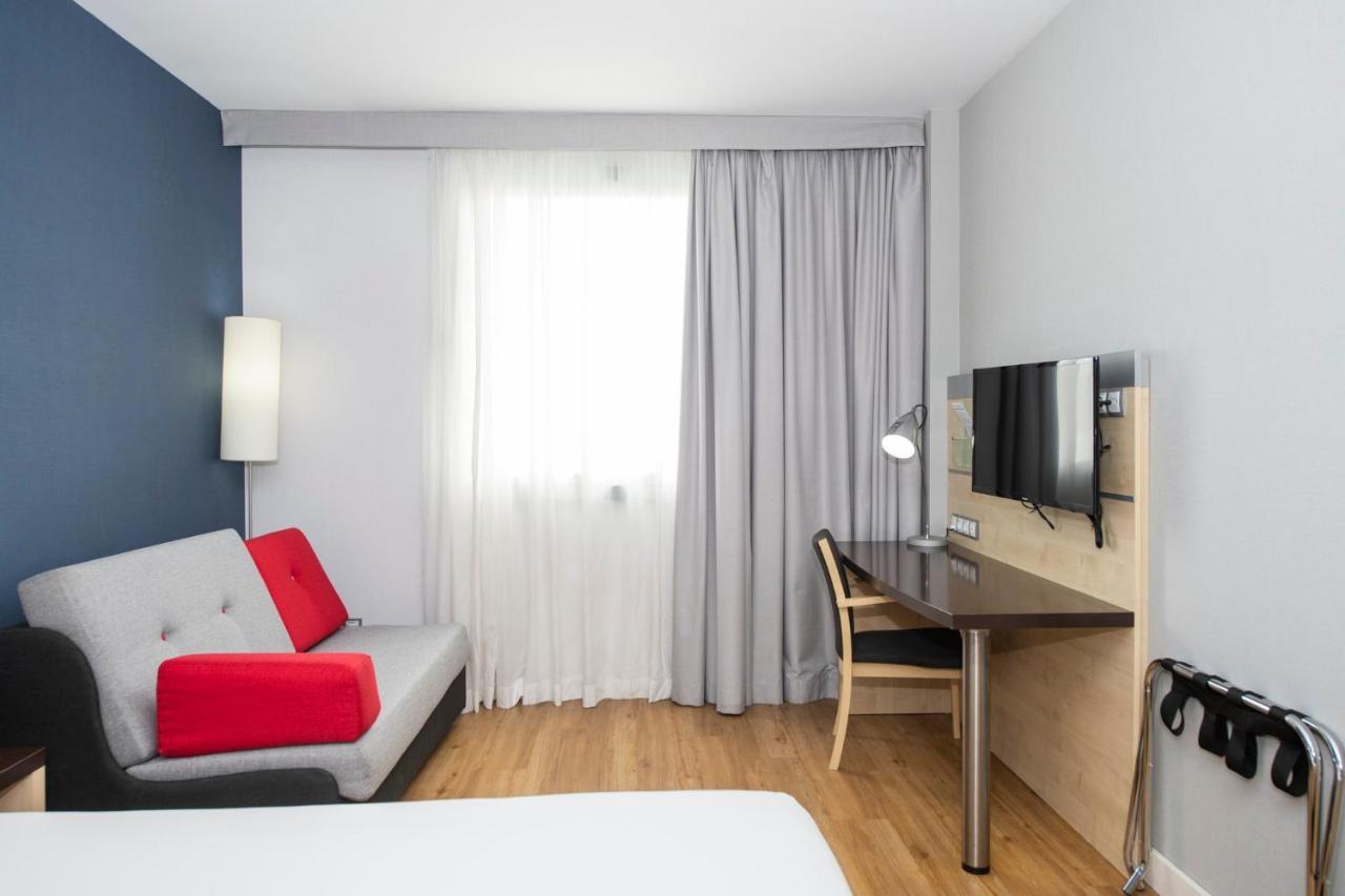 Holiday Inn Express Barcelona City 22@, An Ihg Hotel מראה חיצוני תמונה